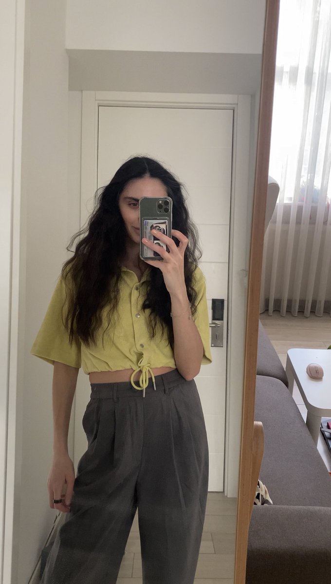 Konakhovska 🍊,💊 tweet media