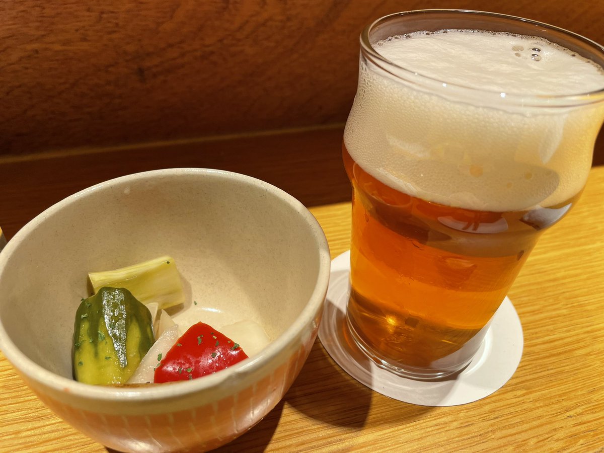 beeeer! tweet media