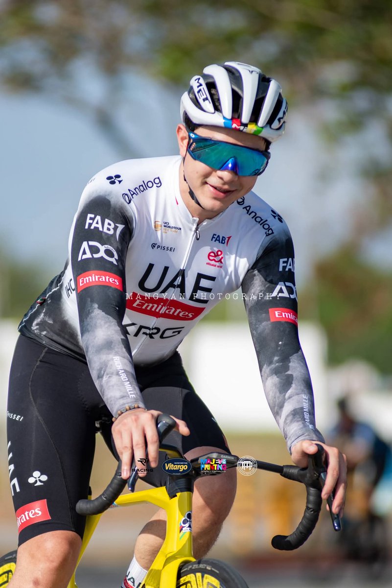 yourbaddiecapri's tweet image. Luh hustisya naman tirik na araw pero  apakapogi apakafresh padin ni ColDen @aldenrichards02 🥵🚴‍♂️💪
📸 : Mangyan Photography 
#ColDen
#CyclistALDEN
#ALDENRichards