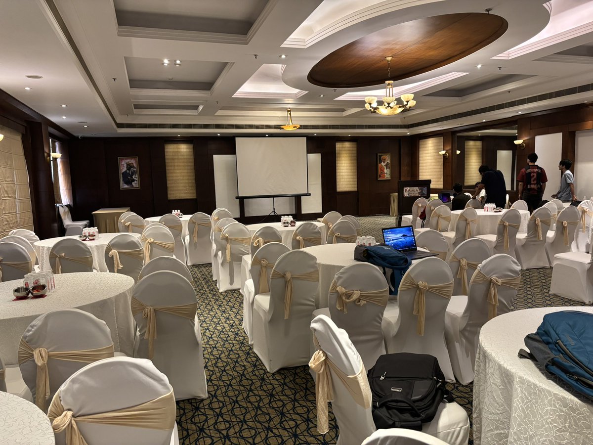 Manas Dixit tweet media