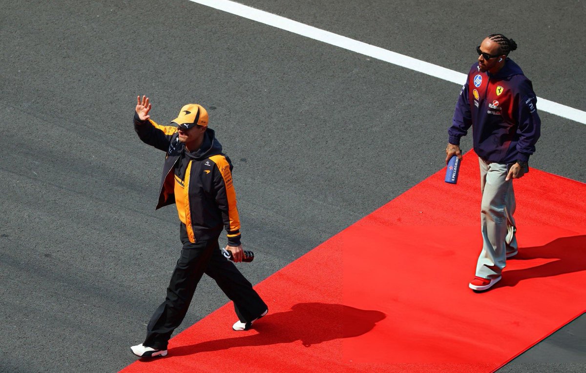 sim | シム tweet media