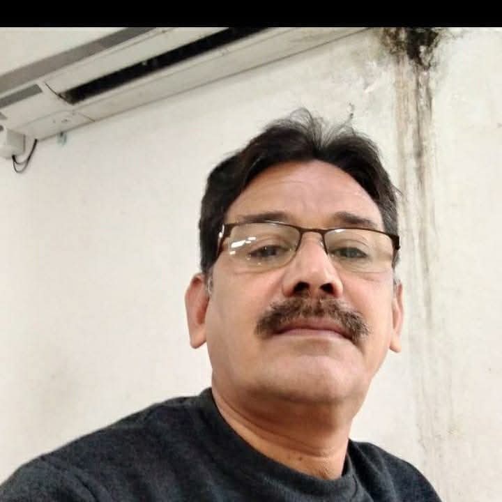 बिलासपुर प्रेस क्लब के वरिष्ठ पत्रकार और हम सबके मार्गदर्शक बड़े भैय्या राधा किशन शर्मा जी को जन्मदिन की ढेर सारी शुभकामनाएं