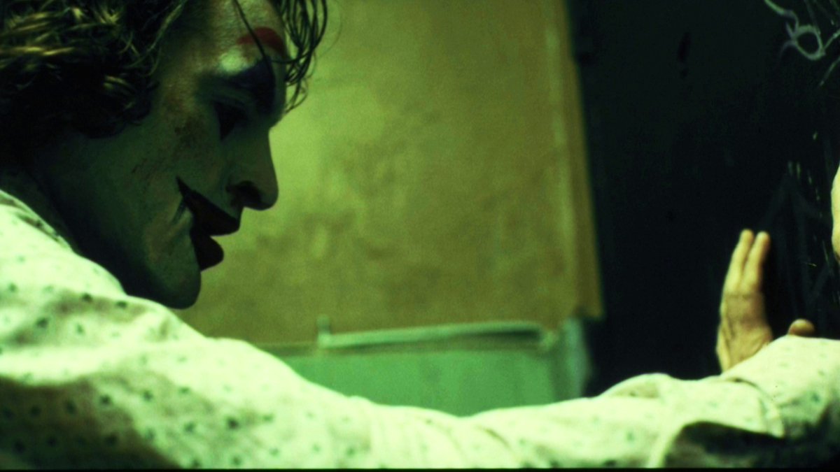NCseventeen's tweet photo. Joker (35mm 6K Scan) Flat - Dolby Digital https://t.co/fWDPxdh2U9