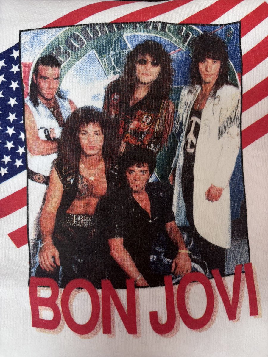 redbankbj's tweet photo. BON JOVIコレクション更新!
Make A Differenceトレーナーや
80年代BON JOVIトレーナーなど
#BonJovi
#ボン・ジョヴィ
#BonJovicollection
https://t.co/hjCqQFCPg4
https://t.co/AroqhVMya4 https://t.co/9xL6Vrx96b