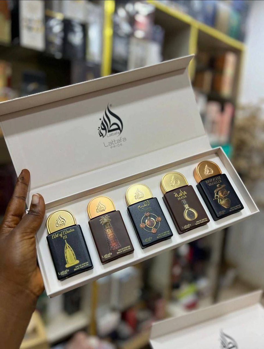 Rodiah3123891's tweet photo. LATTAFA 5 in 1 gift set going for 35,000 each https://t.co/91ItdGTOSw