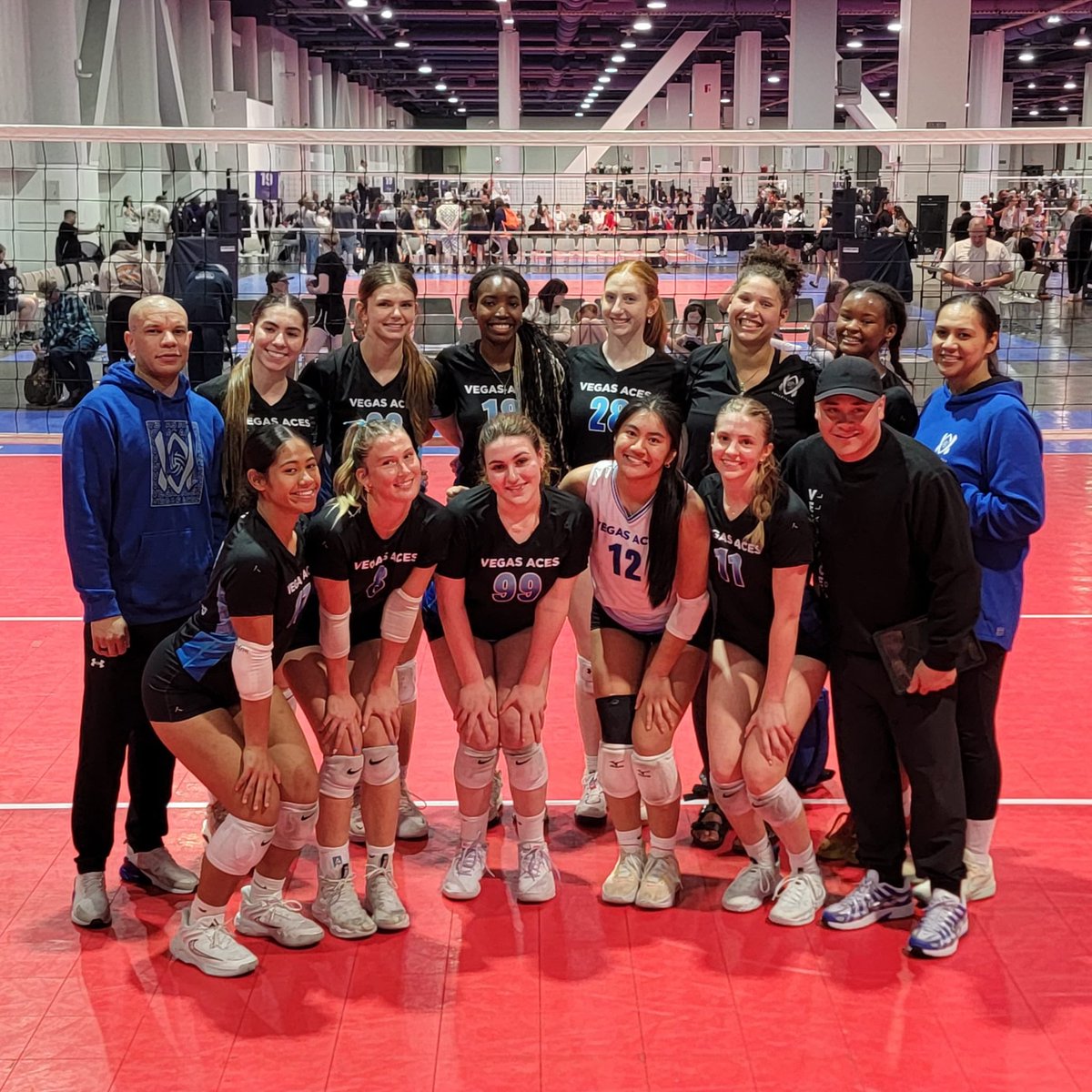 AddieJones2027's tweet photo. WOO HOO! 3-0 today ladies! Love my Vegas Aces 17REN FAM! @vegasacesvb1
#REDROCKRAVE
#todaysvibe
@lucianapieri_vb https://t.co/i6aOETvBIl