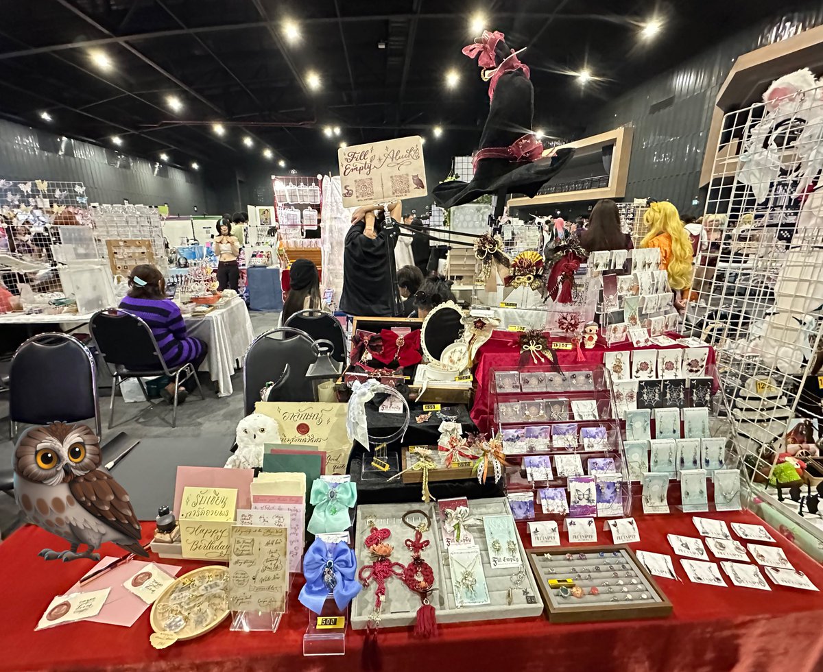 เปิดร้านแล้วค่า 🥰
MARUYA 
ที่ Union Hall 
บูธ E11-12 
<a href="/FillemptyH/">✨FillEmpty✨</a> x Aluck
15/03/2026 อยู่ยาวๆถึงสองทุ่มค่า