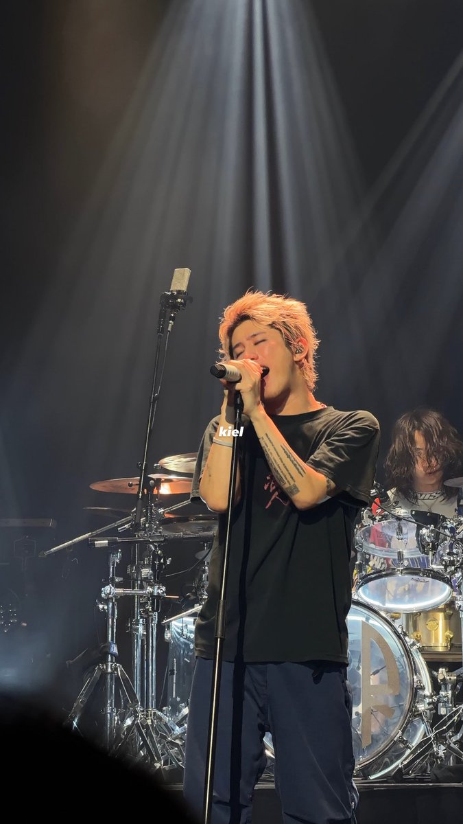 kiel 🍀 tweet media