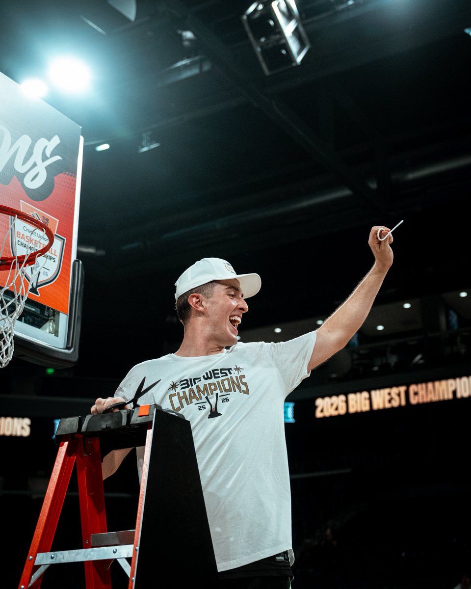 HAWAII BASKETBALL tweet media