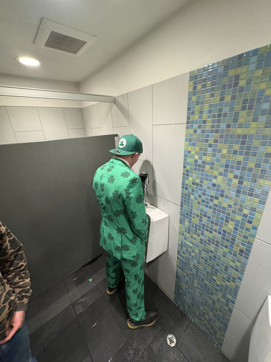 Floyd Simmons tweet media