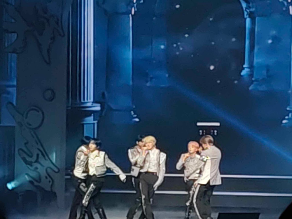 Starmometer tweet media