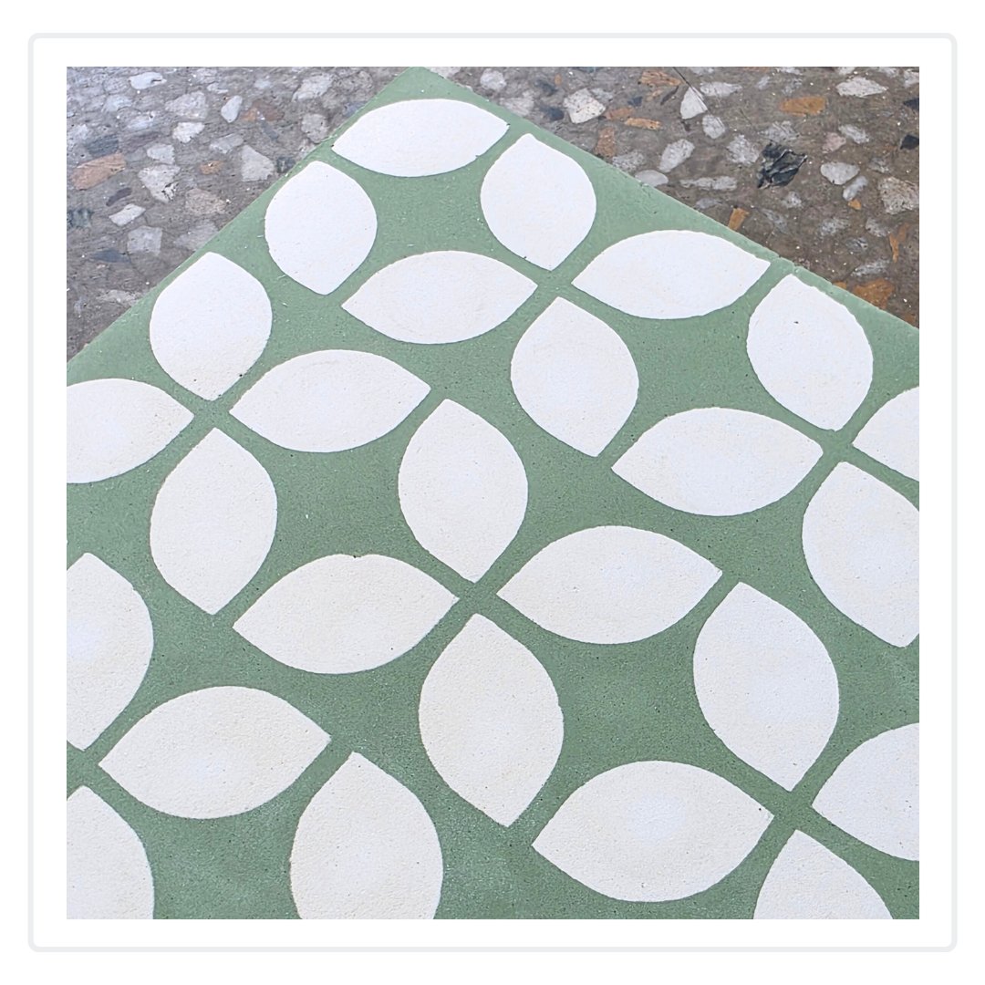 Lioness Tile tweet media