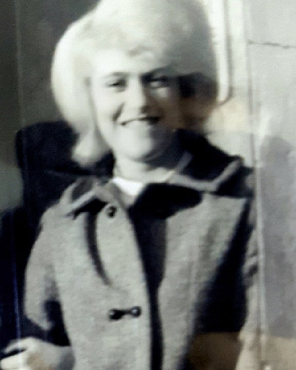 DrCEJohnston's tweet image. My mum passed 6 years ago today. She was my #workingclass hero. To this day, I don't want to let her down. The reason I work hard, but never as hard as she did. Five cleaning jobs, from 7am until 9pm, 6 days a  week, on miminum wage. #mothersday