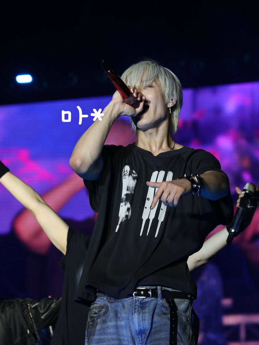마* tweet media