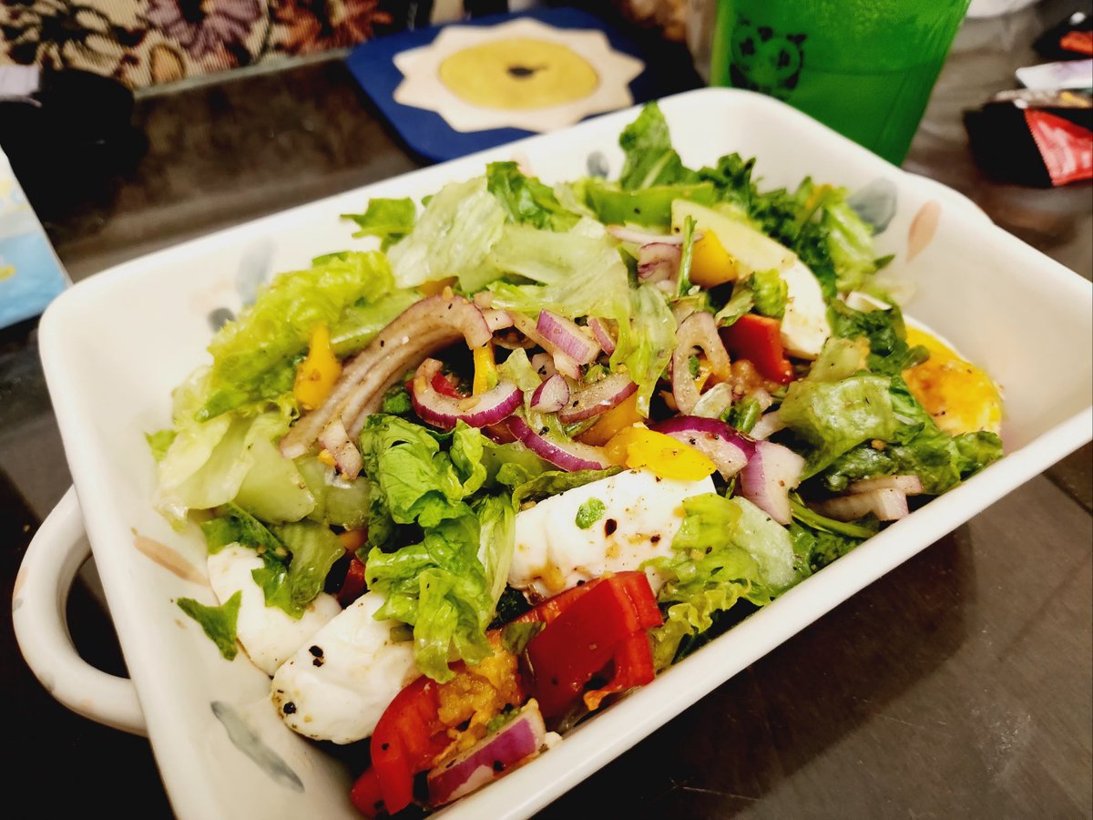 Валерий Оеонтев tweet media