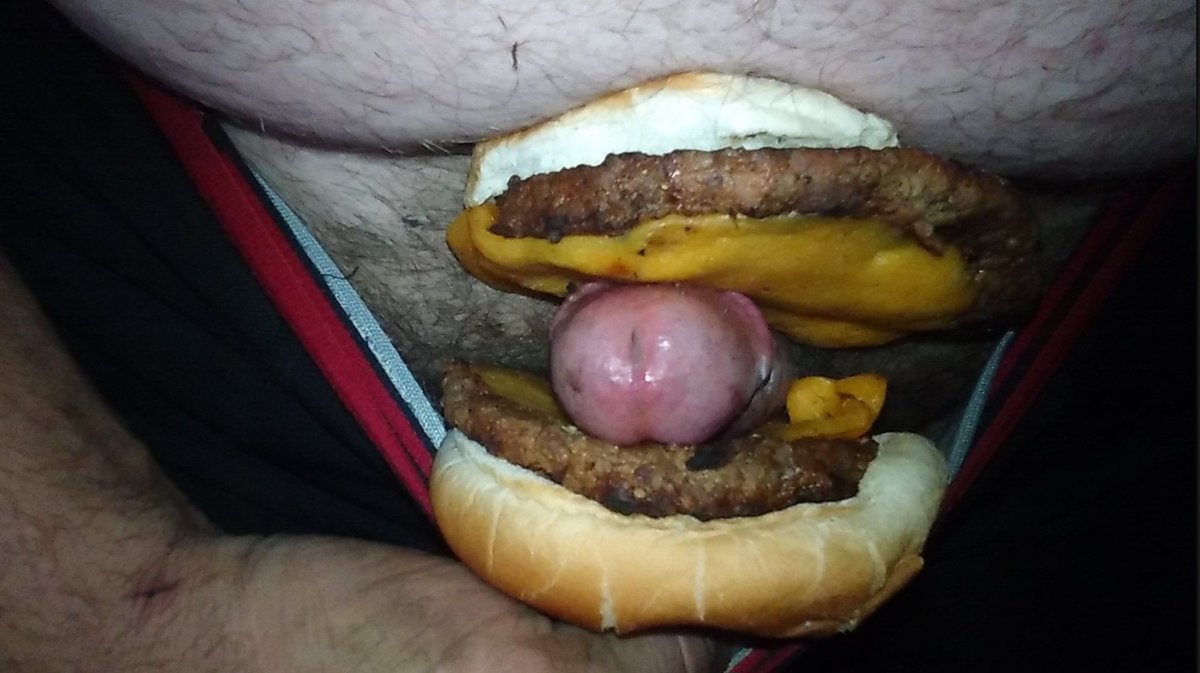 Burger_World! tweet media