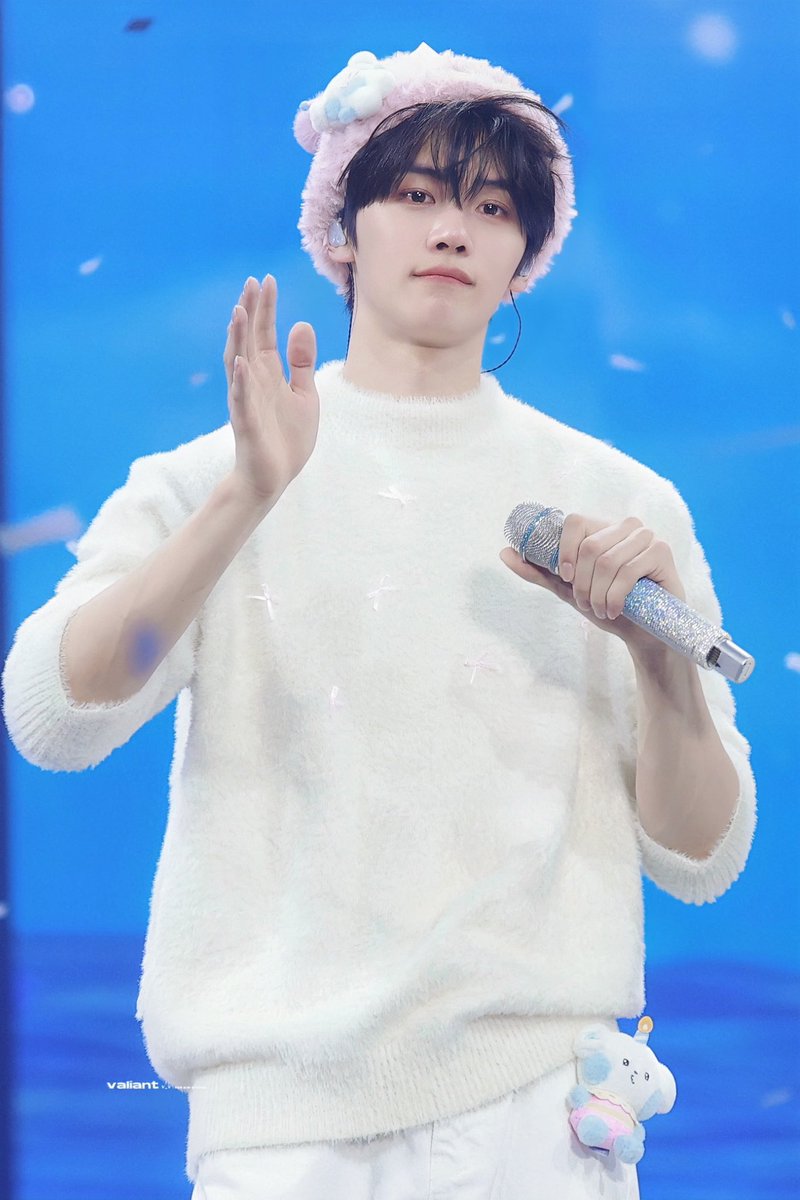 𝙑𝙖𝙡𝙞𝙖𝙣𝙩. tweet media