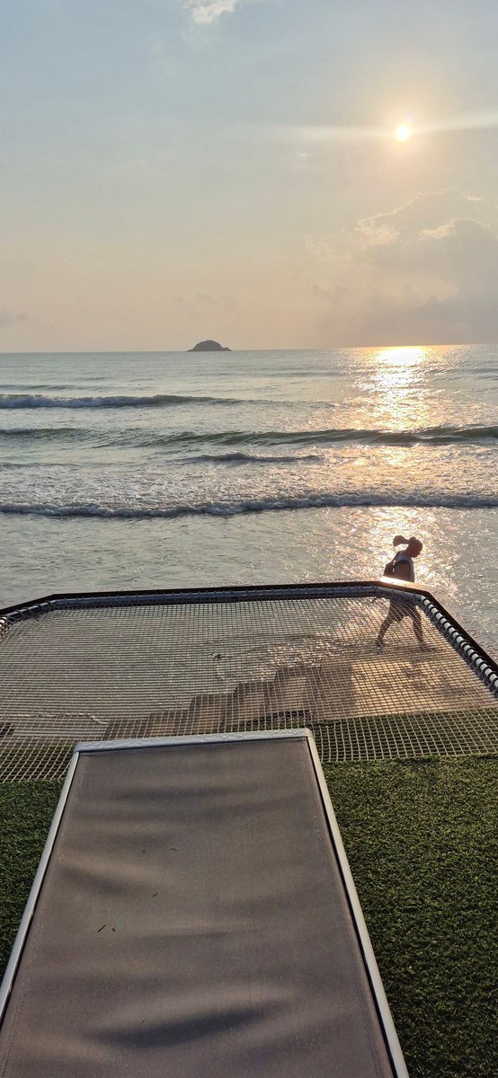 r_naruedee's tweet photo. Best Western Hotel⏳️🌊⛱️ https://t.co/0IA8SzganO