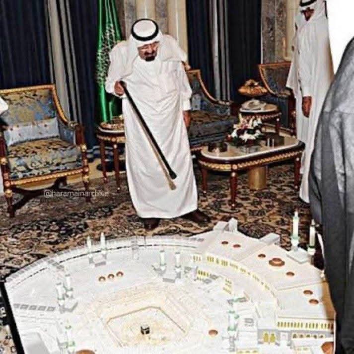 ScreenMix's tweet photo. 2011 تدشين التوسعة          2026 إكتمال التوسعة 🕋😍 https://t.co/feNaLLMgPV