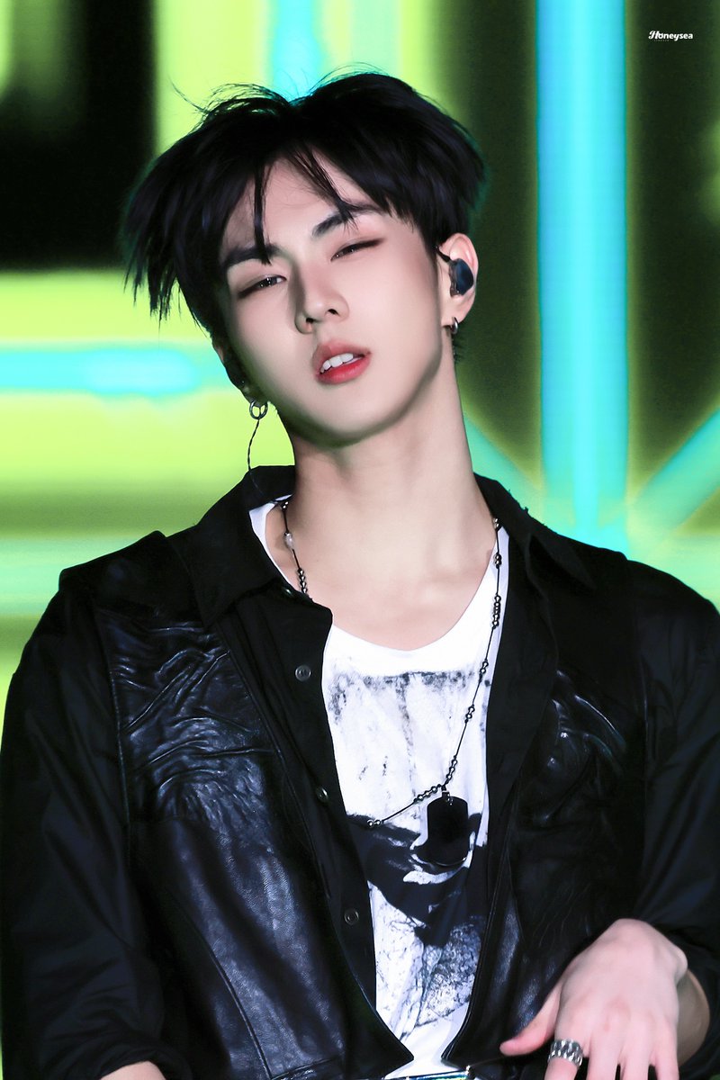 Honeysea tweet media