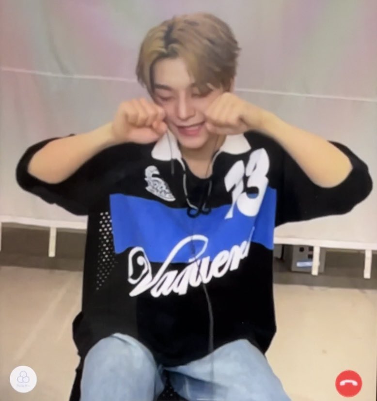 hxltpot's tweet photo. 일본 영통 했어연 https://t.co/s050Mw5K3s
