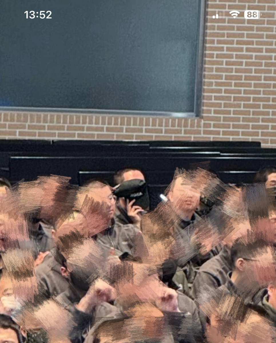 所以这位是你？😅😅😅😅