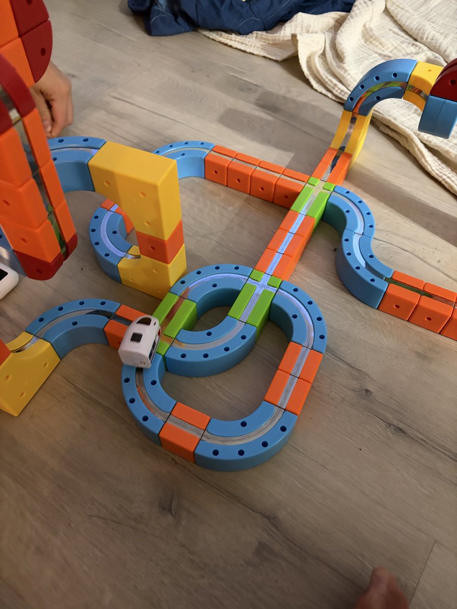 罐頭寶寶 tweet media