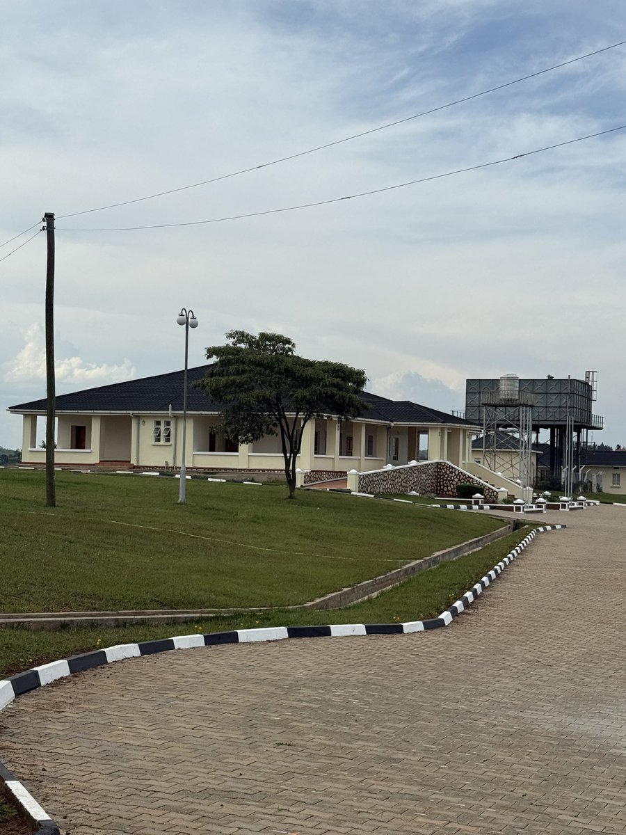 MUWONGE UMAR MULYAZAWO tweet media