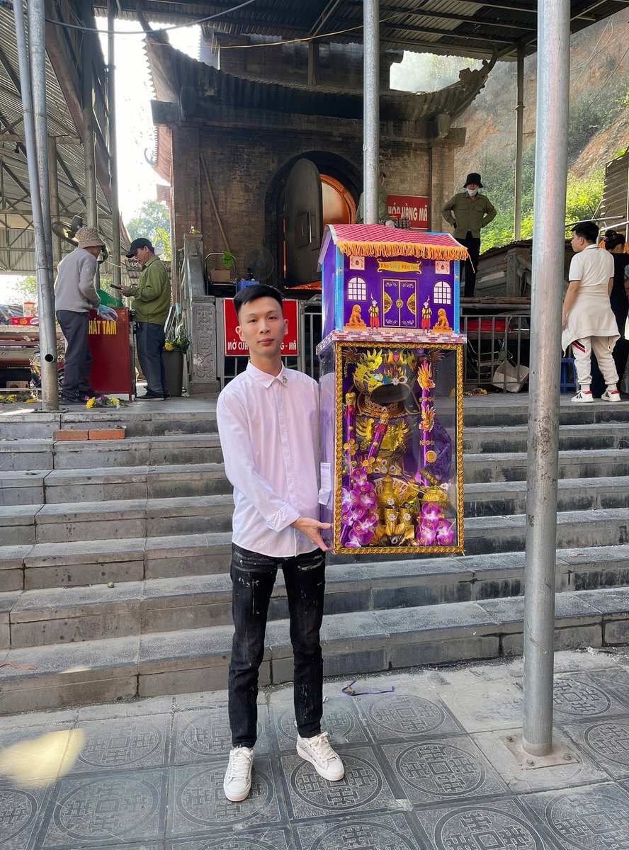 Việt Nguyễn tweet media