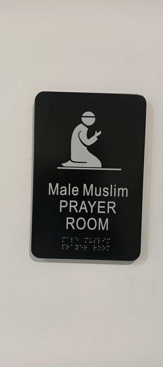 Good news to all Muslims,no more missing prayers while waiting for your flight at entebbe International Airport because the new terminal has prayer rooms for you, so no more missing out prayers. A special thanks to <a href="/UG_Airlines/">Uganda Airlines</a> <a href="/UgandaCAA/">Uganda CAA</a> <a href="/MoWT_Uganda/">Ministry of Works & Transport</a> <a href="/GenWamala/">General Edward Katumba Wamala</a>
#GoldenPosts