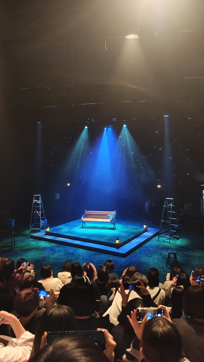 catakawhi's tweet photo. 今回の帰省のきっかけ
すみだパークシアター倉
劇団TipTap20周年記念公演の第⼀弾
【星の数ほど夜を数えて】★千秋楽
ここ数年見た作品で、一番好きな作品の再演と聞き、札幌移住後、初関東観劇へ
最初の数分で目が潤み、最後は…😭
改めて家族を大事にしようと思った
#TipTap
#星の数ほど夜を数えて https://t.co/4LVtpQyNC7