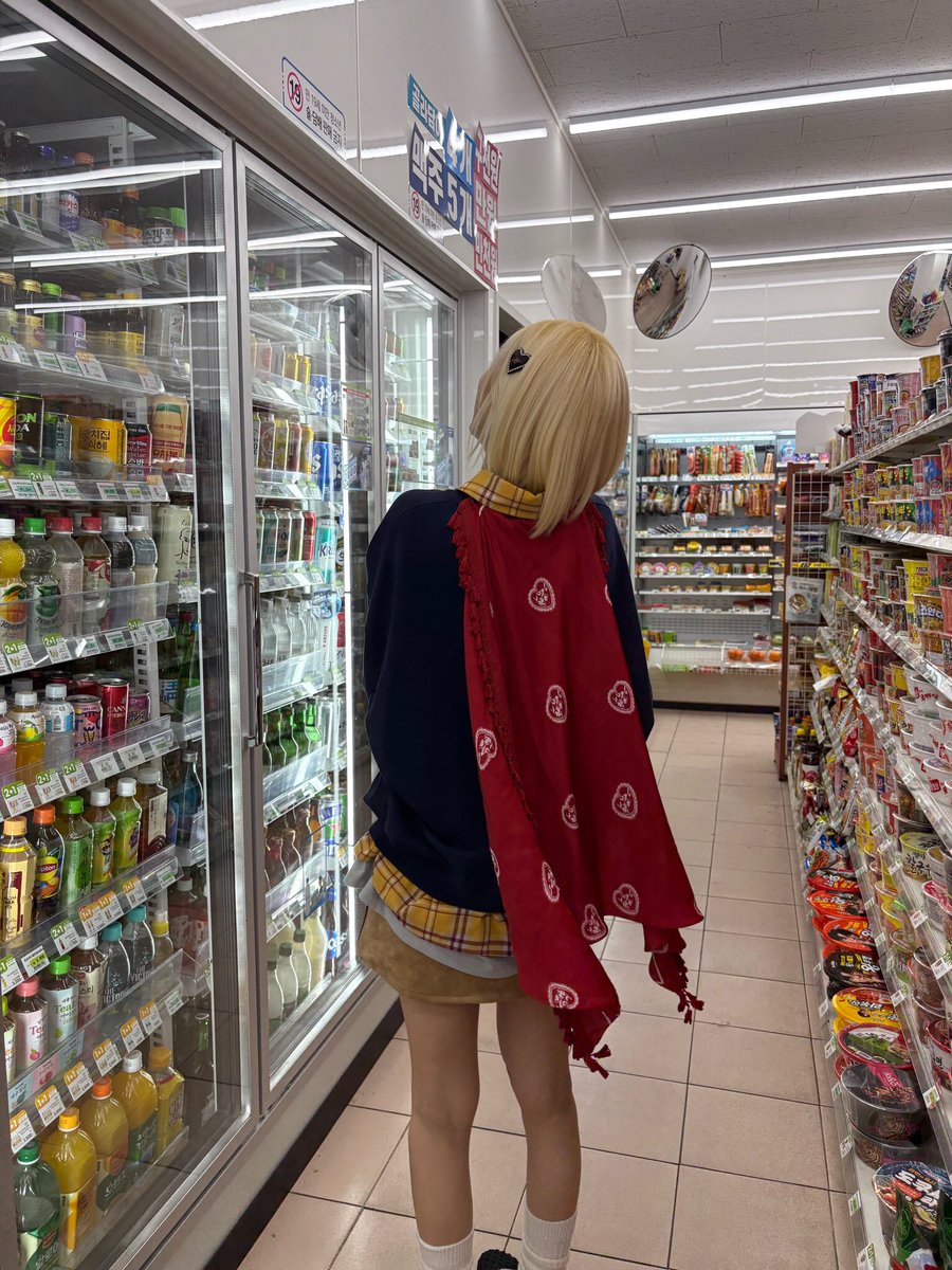 yeji bubble 🖤 tweet media