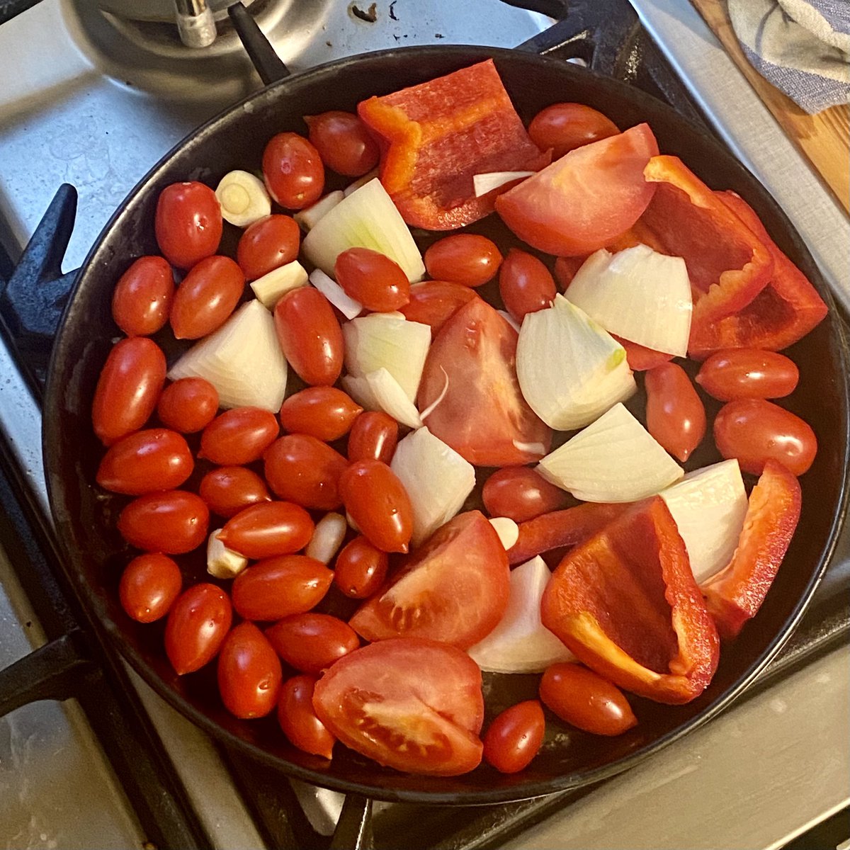 בועולוג tweet media