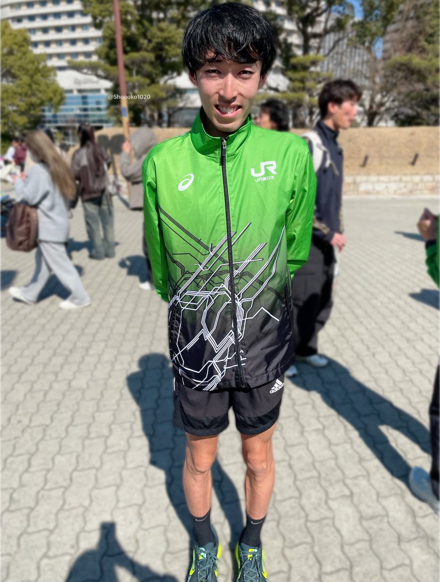 Shoooko1020's tweet photo. よこたっきゅう現役引退。
大好きだったから本当に寂しい...。この前の大阪マラソン、現地で応援できてよかった😭13年間の競技生活お疲れ様でした‼︎
#横田俊吾 選手 https://t.co/wRrQB8yJYm