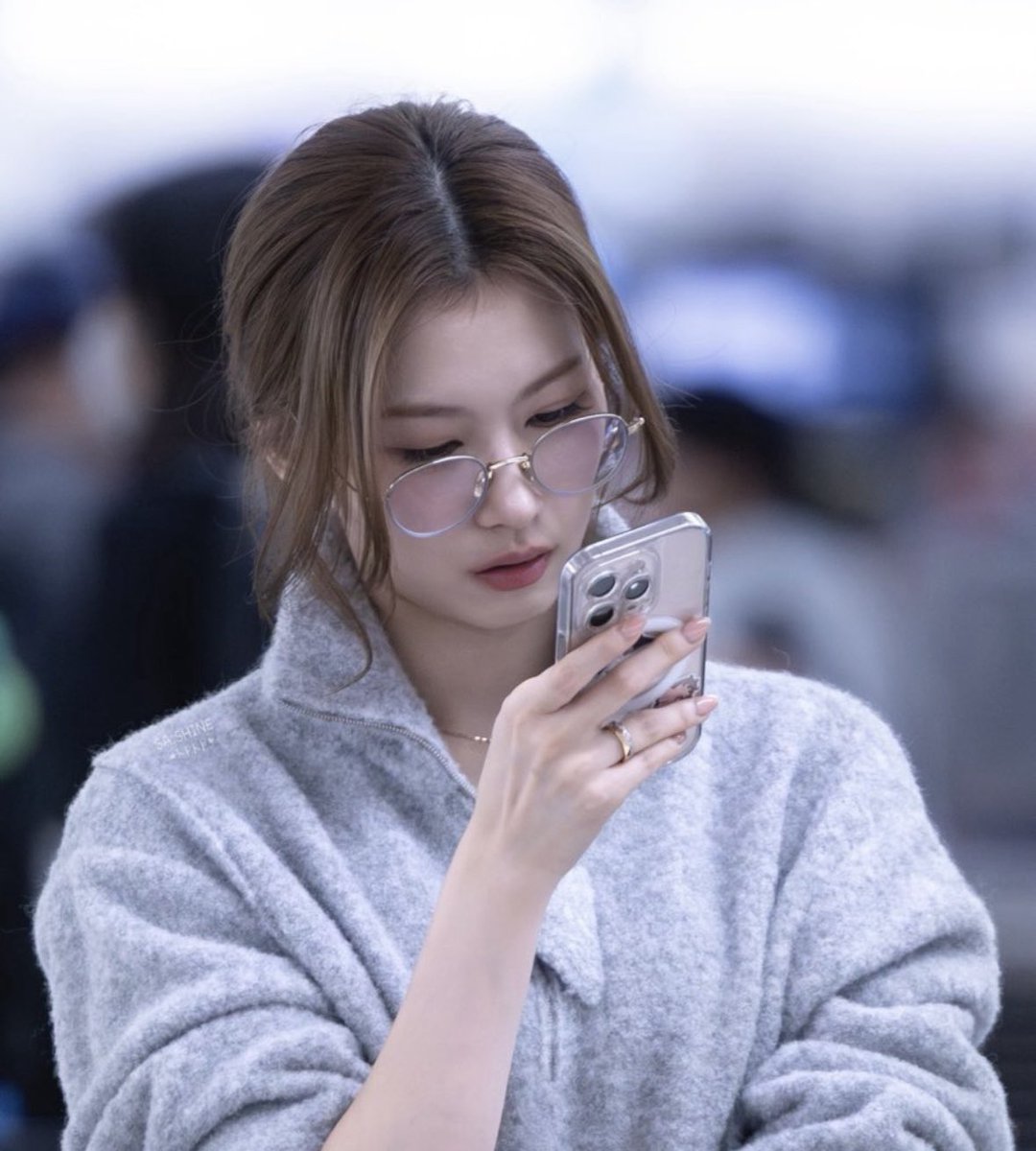 TWICE TIMES tweet media