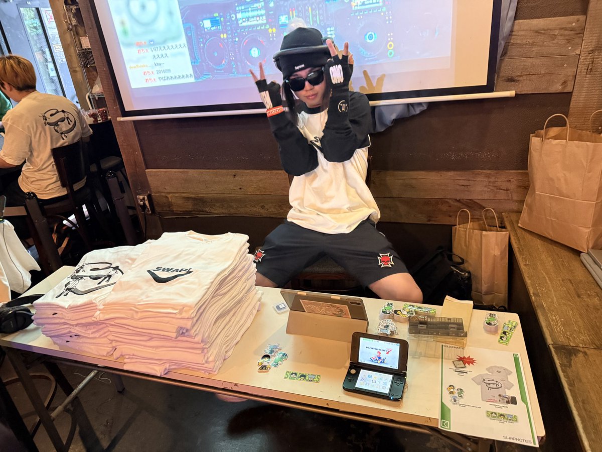 SWAPNOTES tweet media