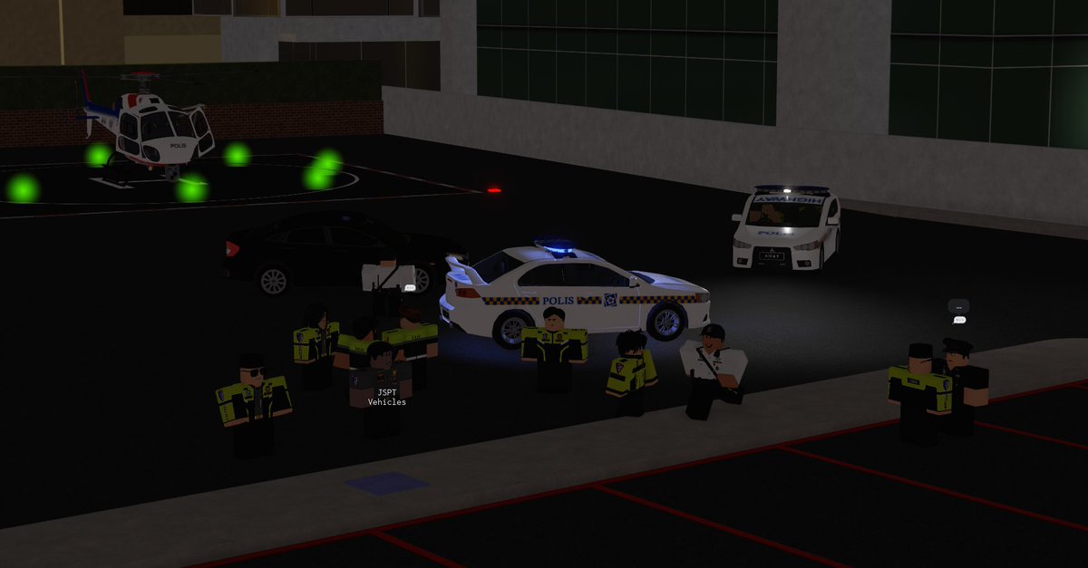 PootisRoyce's tweet photo. Day 1: 
Yesterday at about 10pm, I had the honour of witnessing a joint training between MYSverse Polis JSPT and Korlantas POLRIRBX, aimed at improving member quality and strengthening inter-agency relations within the Roblox policing community. https://t.co/tTp0DD0yG6