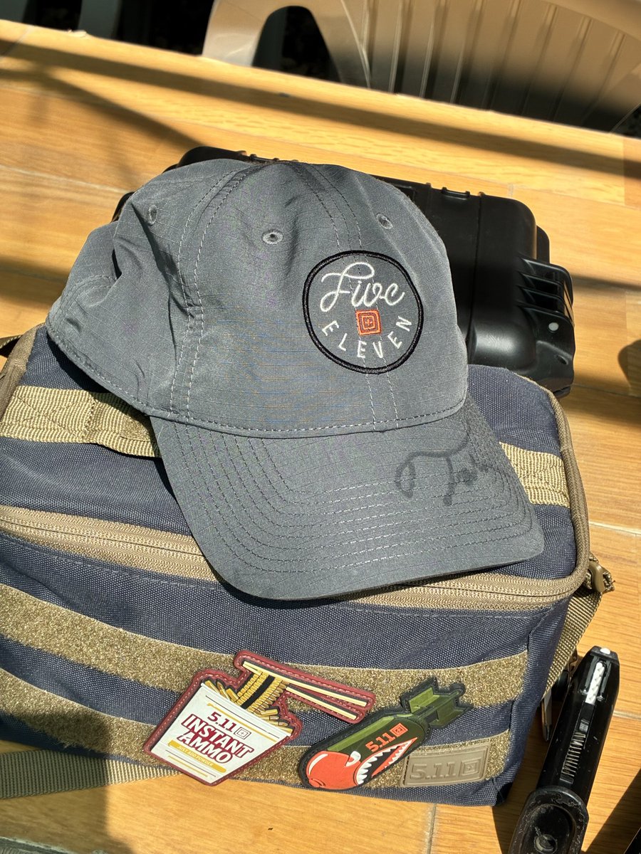 紅のデュロック豚 tweet media