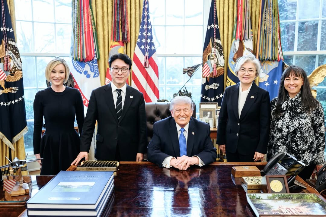 The Monarch Report tweet media