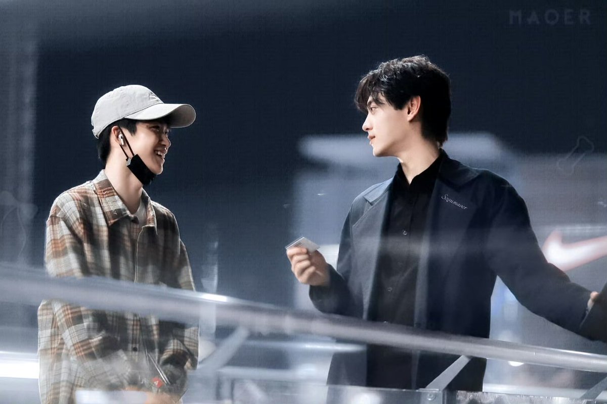RedStringz99's tweet photo. ᯓᡣ𐭩Tianziyu is a couple that has been destined by a red string. Their story is very beautifulᯓᡣ𐭩
#tianxuning #ziyu #tianziyu #redstring #leipeng99 #revengedlove https://t.co/SNCFKzw8bw