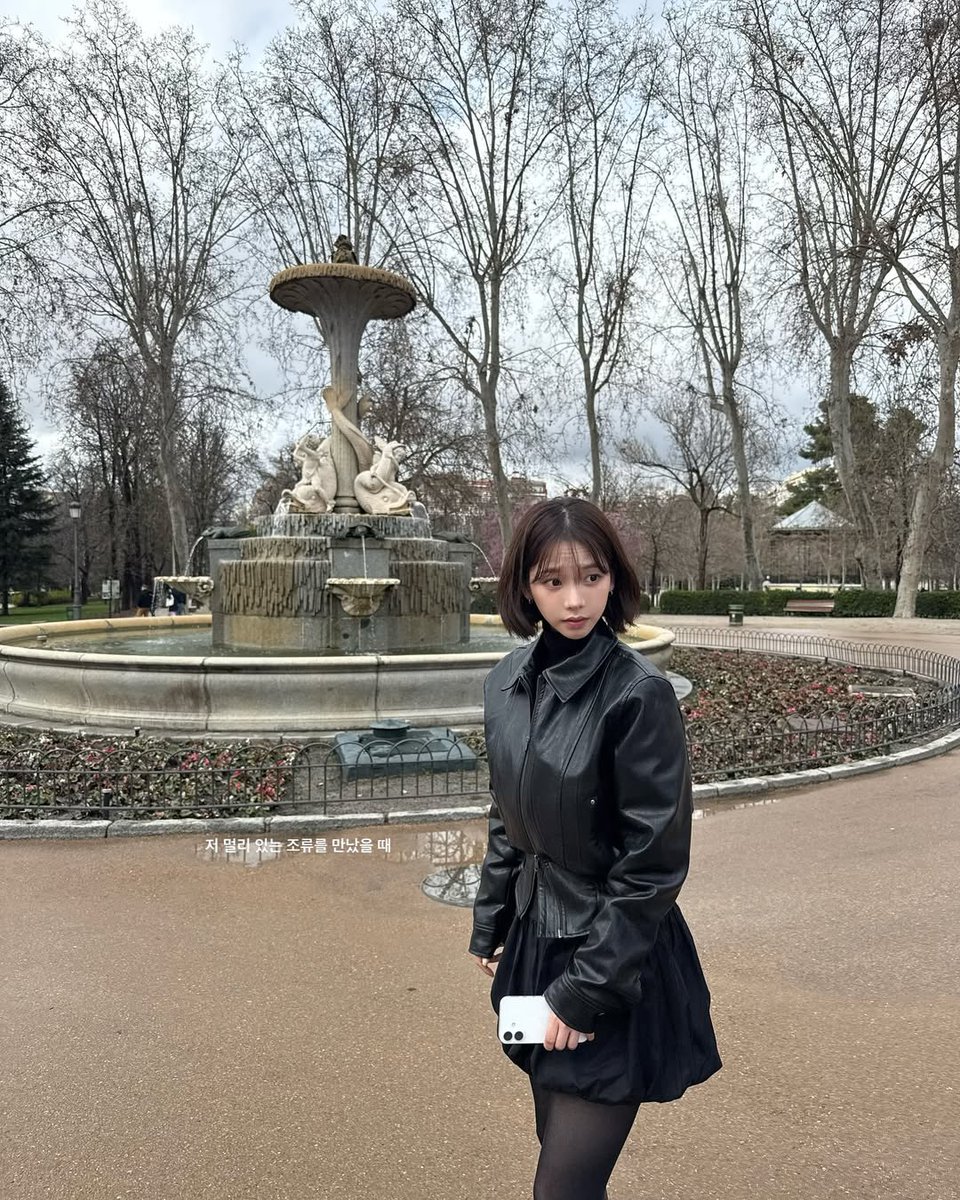oforaka's tweet photo. 잊지말자 프라다단발....., 난이날충격을잊지못해 https://t.co/sNLDA02yrg