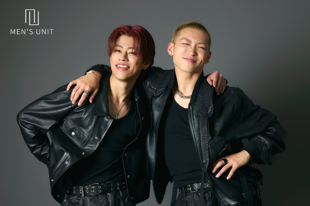 MENSUNIT's tweet photo. ◤3/27発売開始 #メンズユニット Vol.29◢
W表紙の #TJBB(@tjbb_) 🚀
（THE JET BOY BANGERZ）

最後のペアはわかりますよね？👀
【#TAKUMI × #HINATA】

お互いの体のうらやましいところでは、
〈特別ショット〉を掲載🏋🏻✨

▼ご予約はこちらから！
https://t.co/7CF62LuVIs https://t.co/z3LTdH8yc5