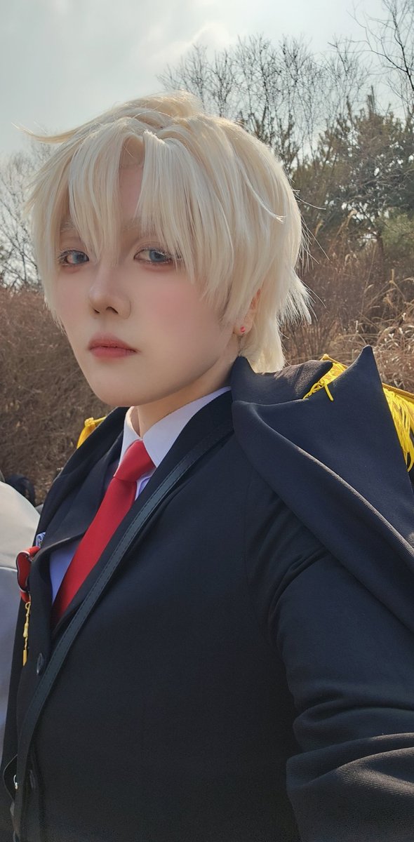 블랑🕯️ tweet media