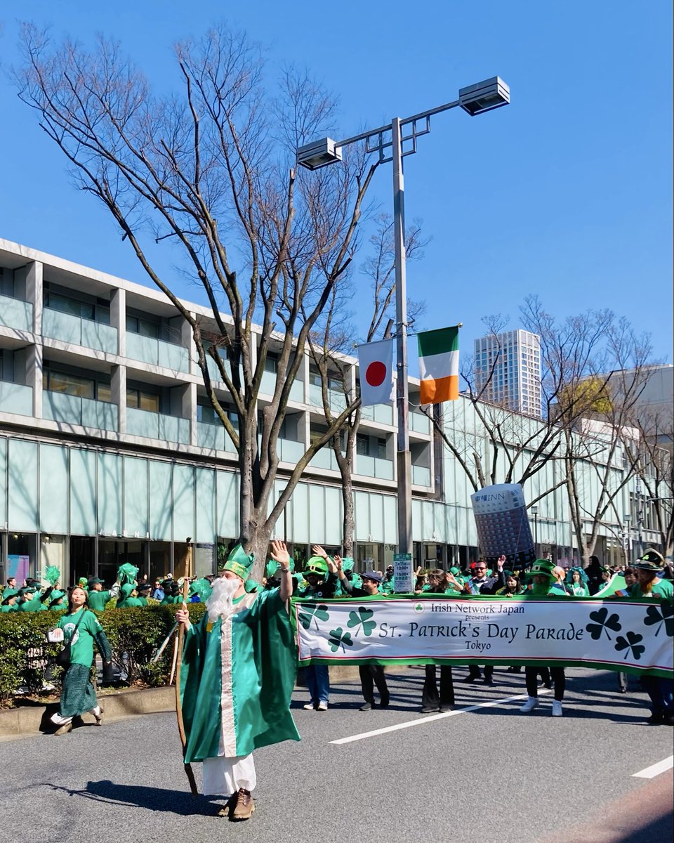 orientalbazaar_'s tweet photo. St. Patrick's Day parade in Omotesando.
The cheerful music and green colors evoke the feeling of spring's beginning.

#orientalbazaar
#greenlovers
#tokyotrip
#japanesesouvenirs https://t.co/xBpxIU8fQE