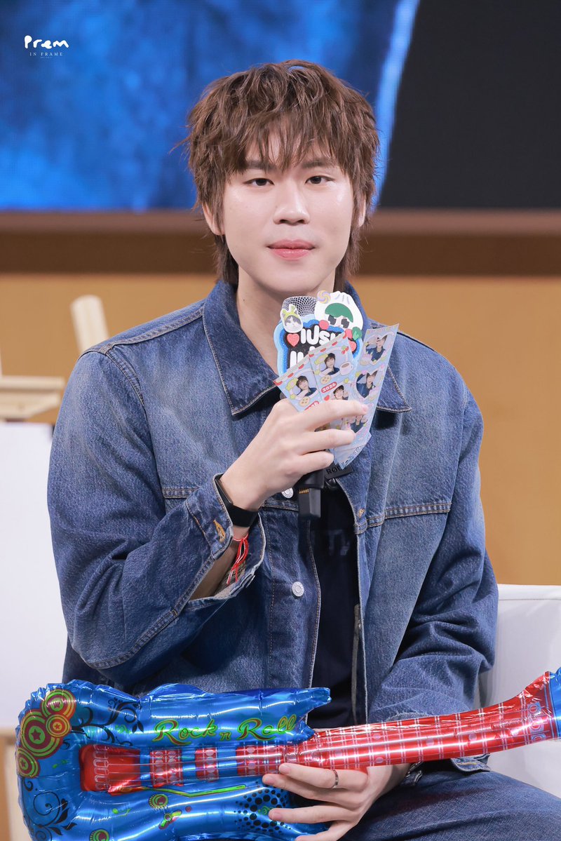 𝐩𝐫𝐞𝐦_𝐢𝐧_𝐟𝐫𝐚𝐦𝐞 tweet media