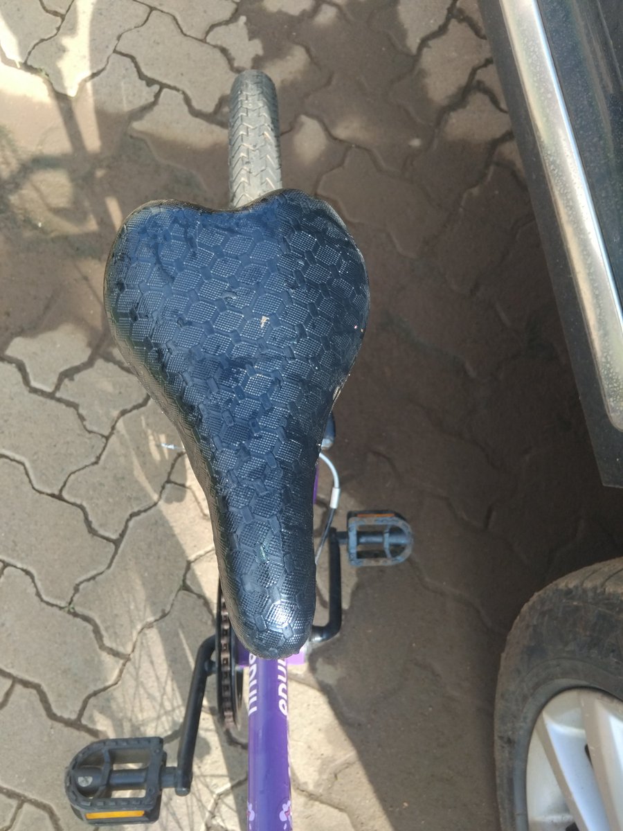 Derrickdgm's tweet photo. Envy Apollo Girls Bicycle for sale. In very good condition.  V brakes. Asking kes.15k https://t.co/sNzGCsw4TF