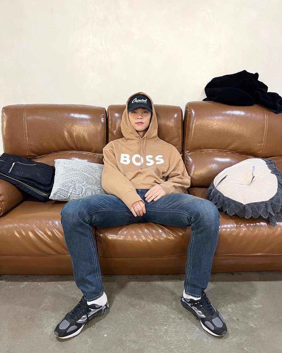 シカゴの女 tweet media