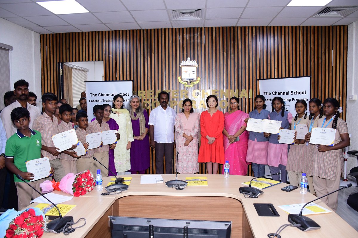 AusCGChennai's tweet photo. Sports is a powerful tool to 🔗 people across cultures. Through our #DirectAidProgram we are pleased to support @greatgoals5 to provide ⚽️ coaching to children from 3 #Chennai Corporation Schools. Congratulations to all the young talents at yesterday’s valedictory ceremony. 👏 https://t.co/50NU70zuJp
