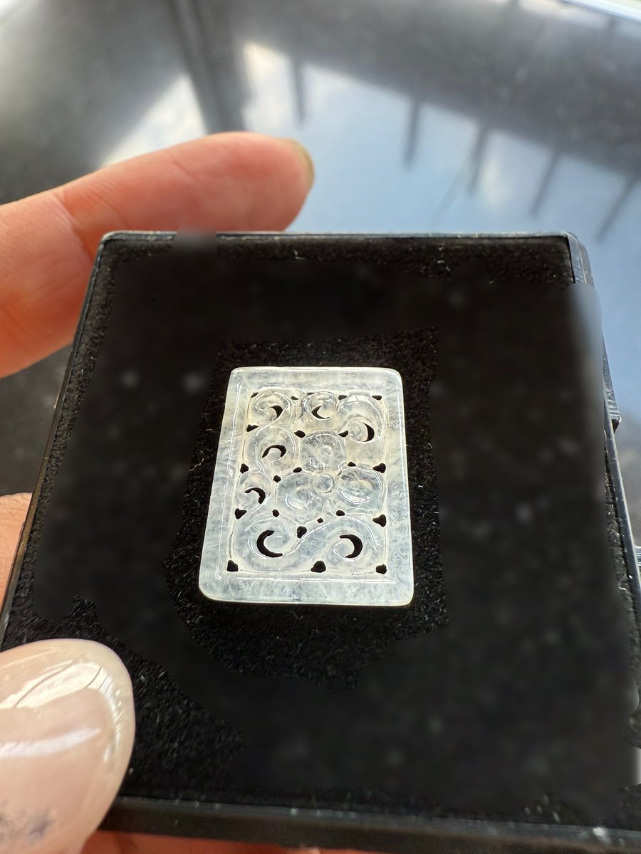 な　え tweet media