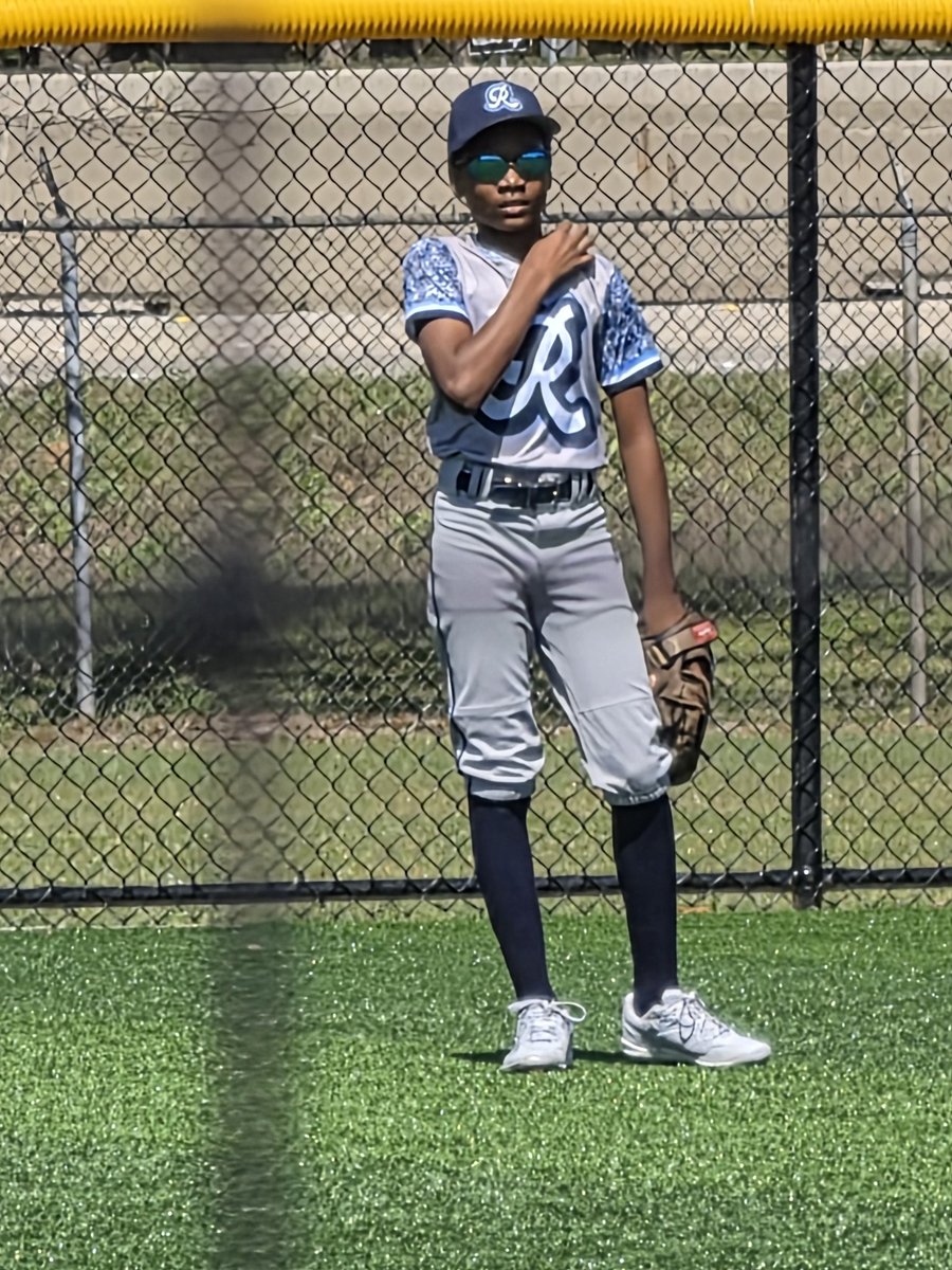 FLJ40's tweet photo. Day 1 
2 for 4
2 doubles
3 RBIs 
1 SB https://t.co/Ke4zb4fc22